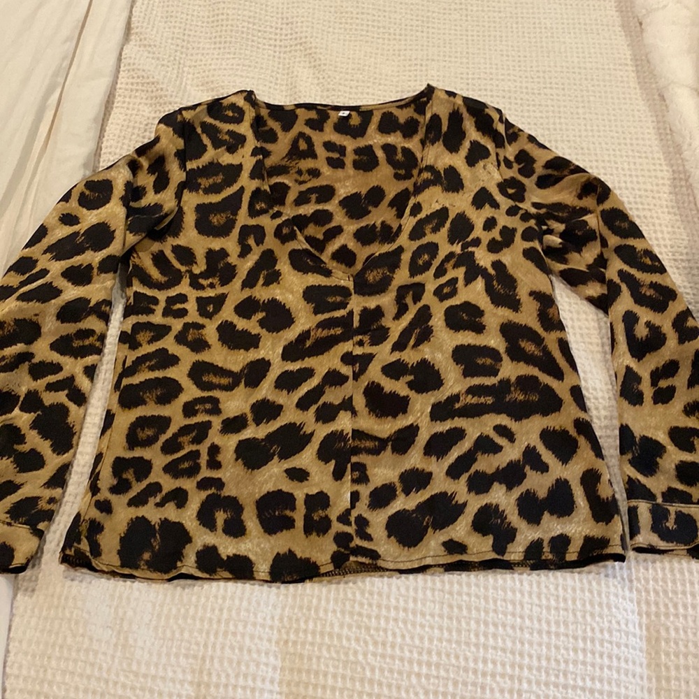 Leopard long sleeve shirt
